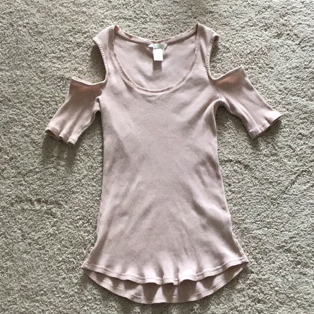 Blush Pink cut out shoulder top